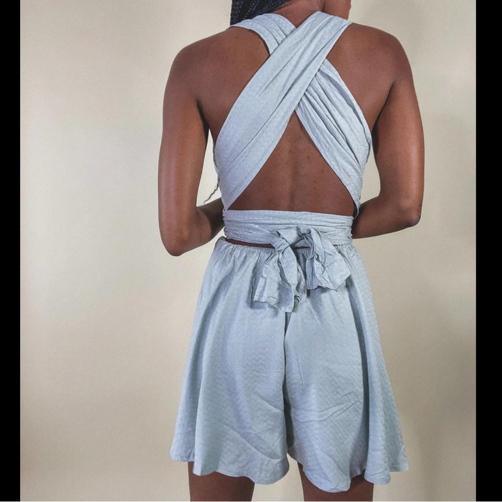 Deep V Open Back Romper size L - Picture 2 of 5
